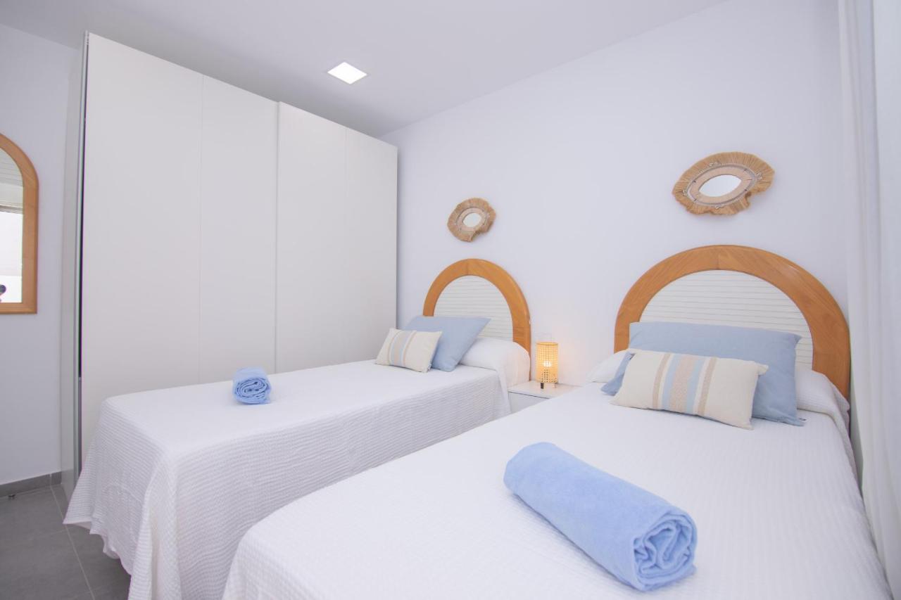 Apartment Family 6 Beachfront Corralejo By Holidays Home Exterior photo